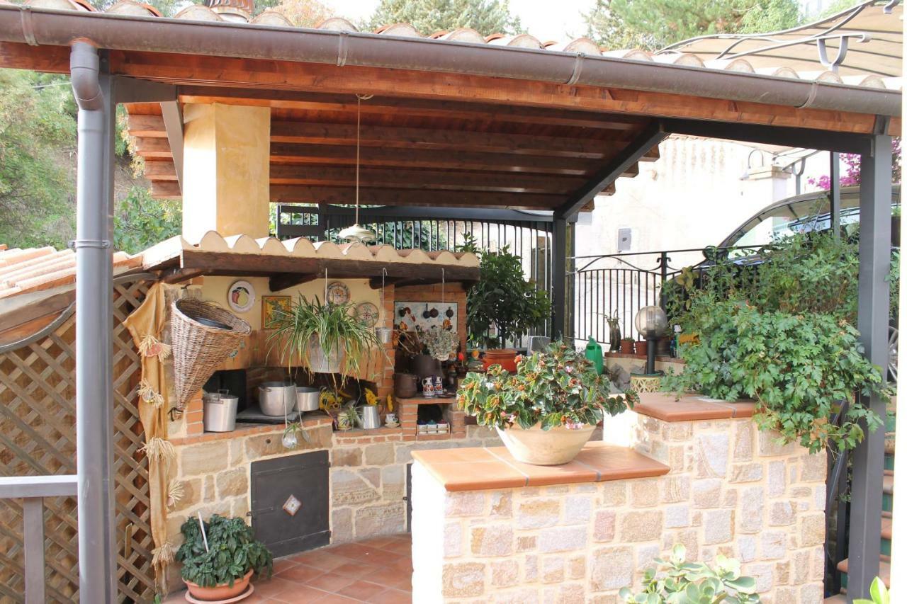 B&B Villa Letizia Castelbuono  Exterior foto
